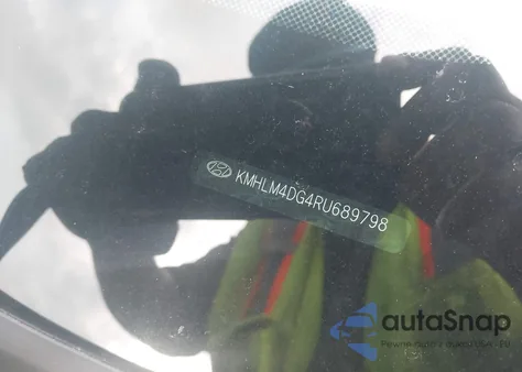 2024 Hyundai Elantra Sel z USA, uszkodzony, nr VIN KMHLM4DG4RU689798